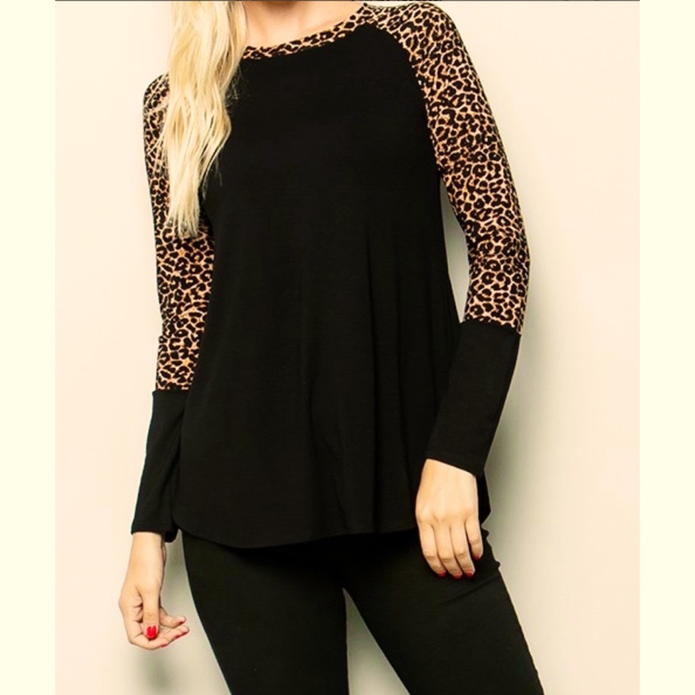 Long Leopard Print Sleeve Top